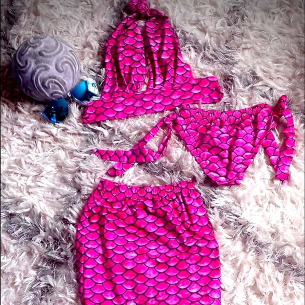 🍋NWT 3 piece mermaid bikini set🍋